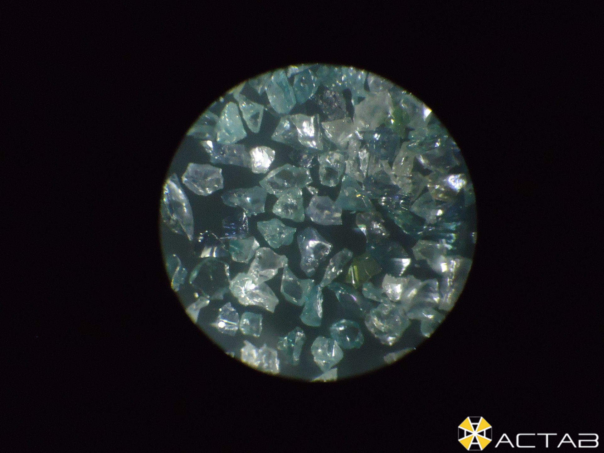 Green Silicon Carbide FEPA F and FEPA P Grains – GCV & GCP